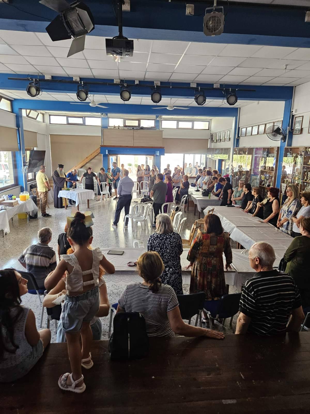 Φωτογραφία από την εκδήλωση για τη γιορτή της Μάνας στον Απόλλωνα Λυμπιών.