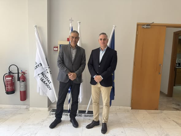 Ο Δήμαρχος Νότιας Λευκωσίας Ιδαλίου με τον πρόεδρο του ΔΗΚΟ